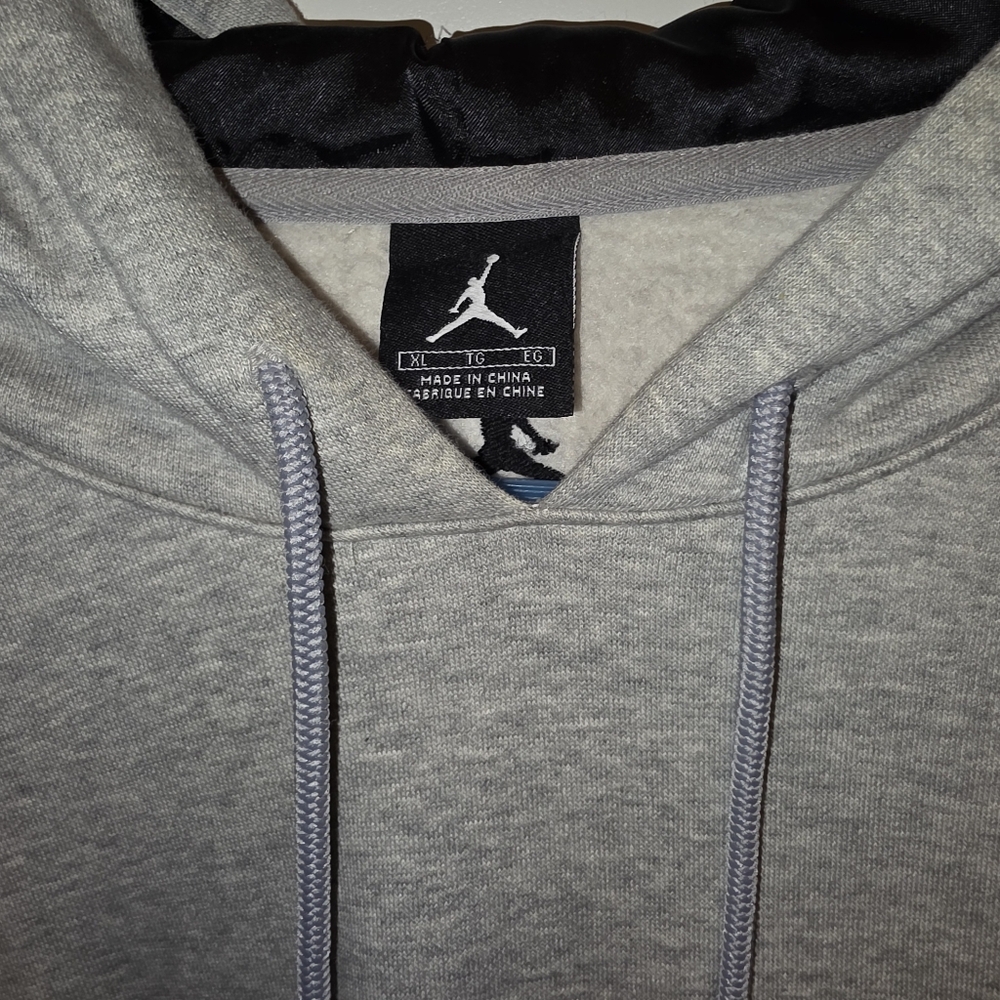 Air Jordan Gray Hoodie - Picture 3 of 6
